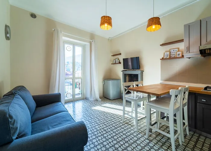 Lotus By Wonderful Italy