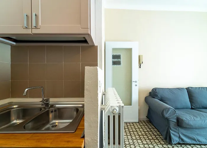 Lotus By Wonderful Italy *