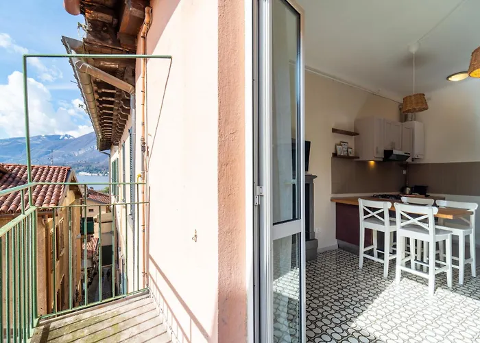 Lotus By Wonderful Italy *