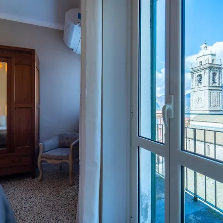 Lotus By Wonderful Italy * Bellagio